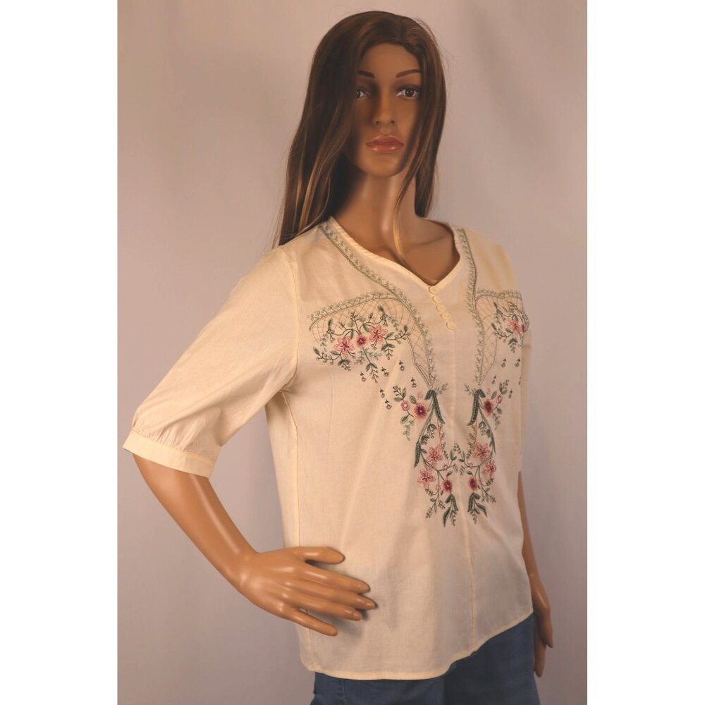 Jin Yishang By Women's Cream Embroidered Blouse Size Medium